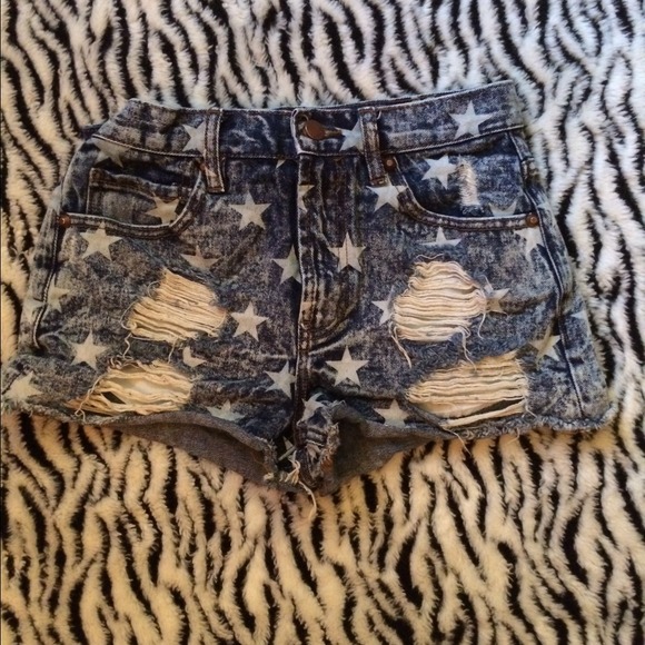 Distressed bleached star stamped shorts