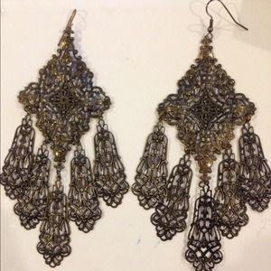 Vintage dangling chandelier earrings