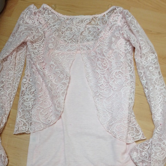 Lace shirt with spaghetti strap tank - Picture 2 of 2
