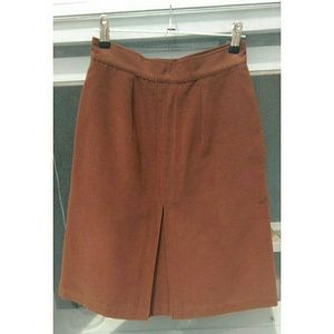 Brown skirt perfect for work