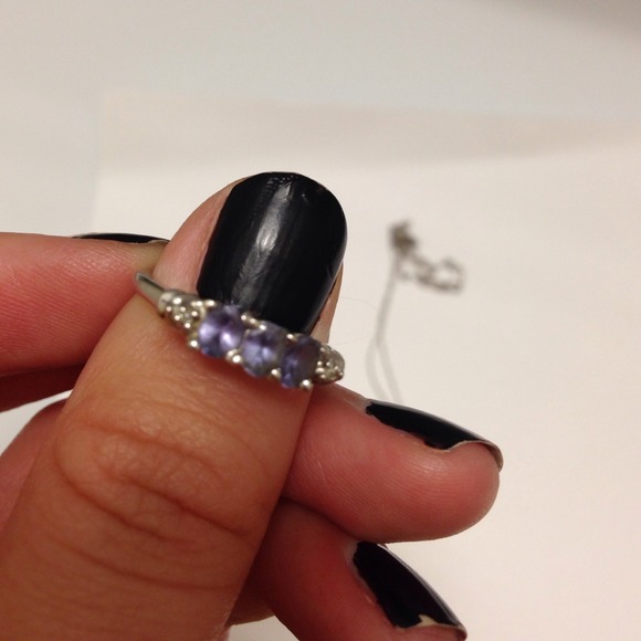 Tanzanite necklace, ring, and earring set - Picture 3 of 3