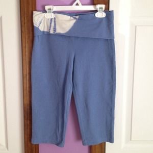 Barely worn JUICY COUTURE Crop Leggings!!