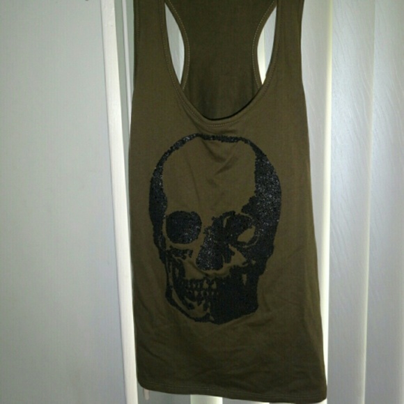 NWT Edgy Green Sleeveless Racer back skull tee - Picture 2 of 4