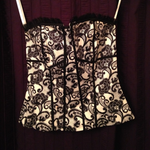 White House Black Market top