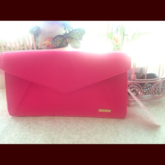 Victoria's Secret sexy Clutch NWT