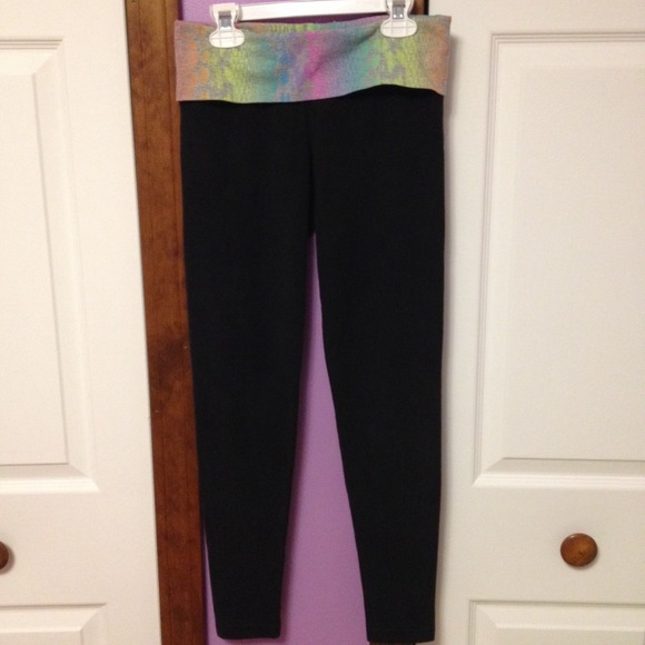 Yoga Leggings from PINK!! 💖