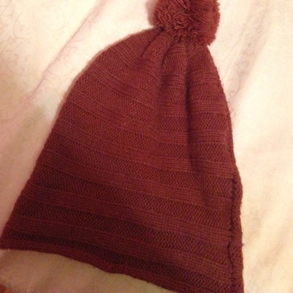 Brown beanie - Picture 1 of 1