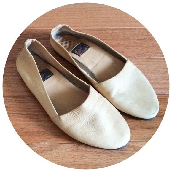 AEROSOLES Shoes - ⚡REDUCED⚡️Vintage Leather Espadrilles