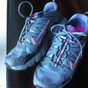 Nike Air Trail/walking shoes