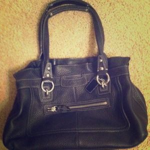 coach wallets goldandblack