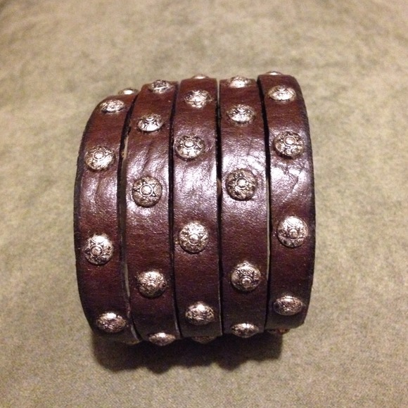 Leather cuff bracelet