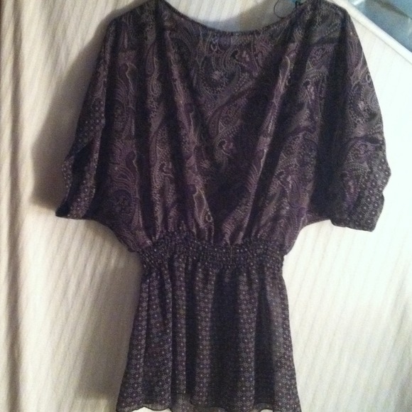 Miley Cyrus tunic - Picture 1 of 3