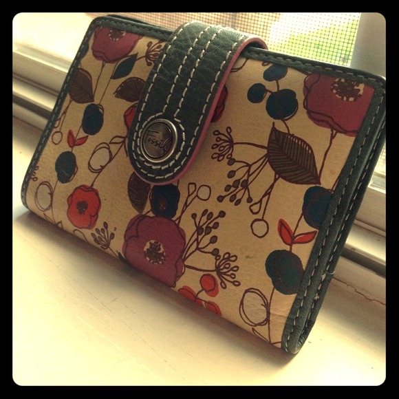 Fossil wallet!!!