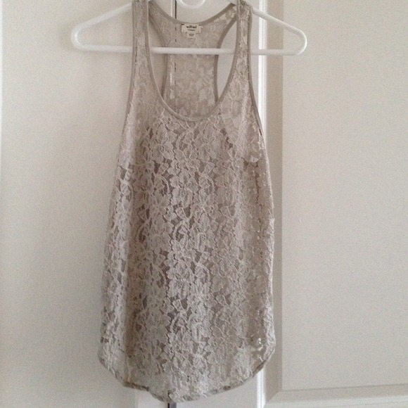 ***SOLD BUNDLED*** Wilfred tank from Aritzia