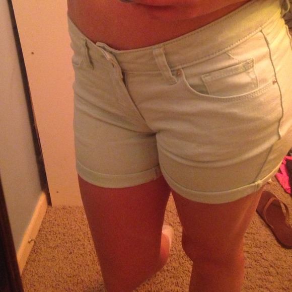 Baby blue mid rise premium denim shorts. Negotiate