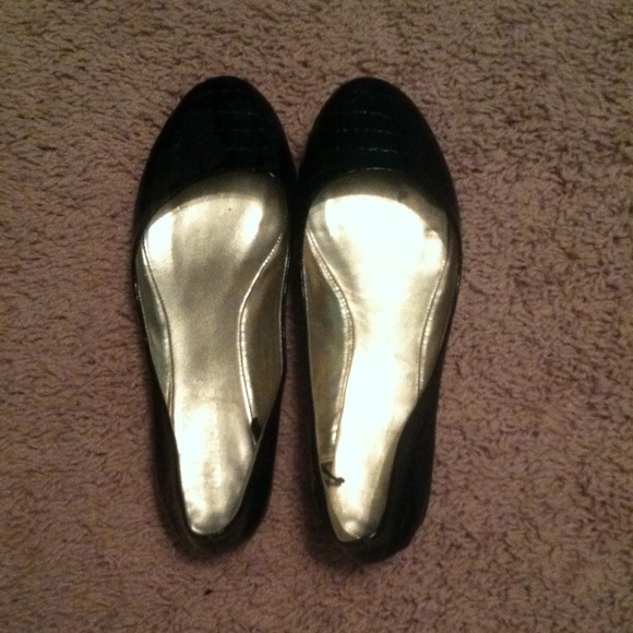 Dollhouse Black Flats