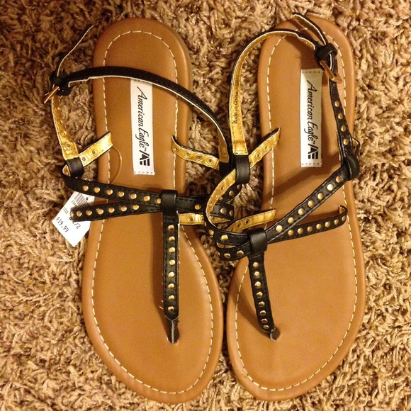 American Eagle sandals