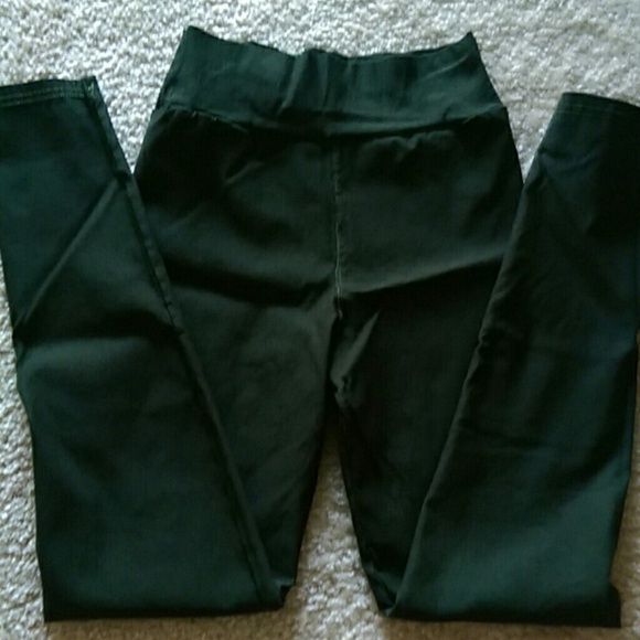 SOLD***** ON VINTED - Picture 2 of 2