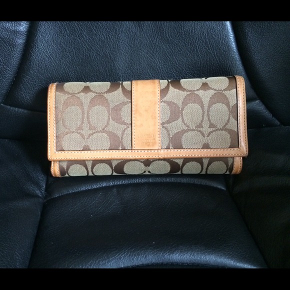 COACH Legacy Printed Signature Check Book Wallet