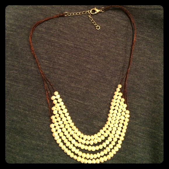 Multi-strand pearl necklace