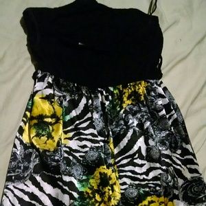 Printed sleeveless dress