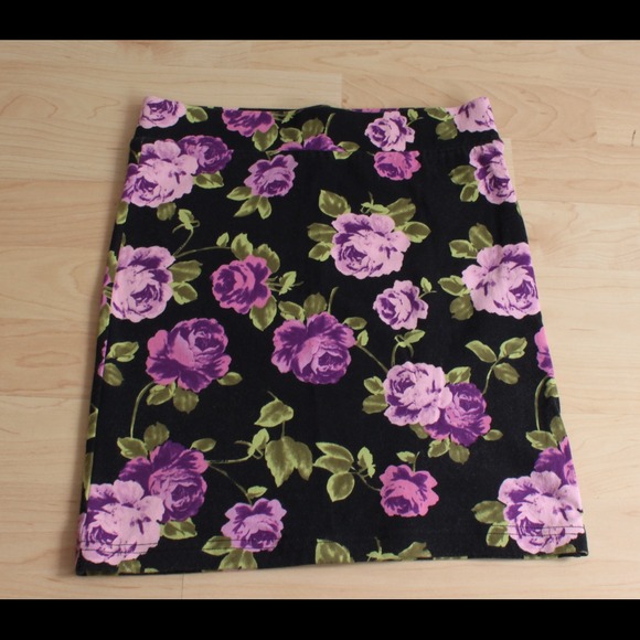 Floral Bodycon Skirt