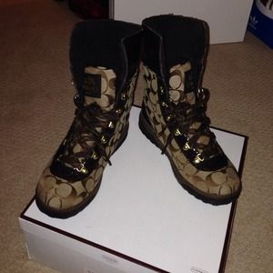 Coach brown signature boots