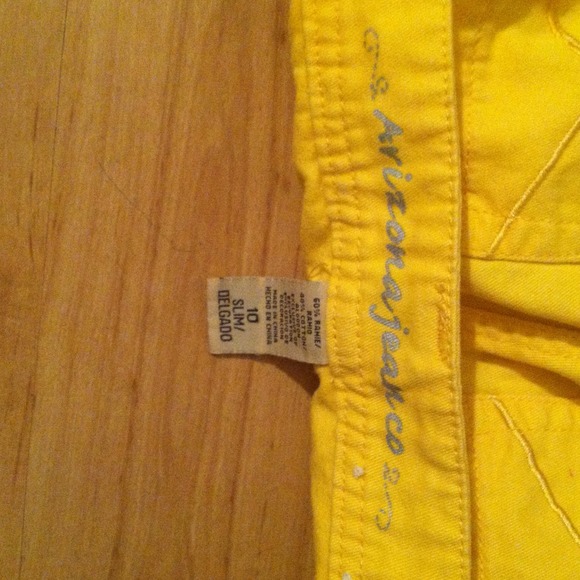 Girls Yellow Shorts (kids) - Picture 3 of 3