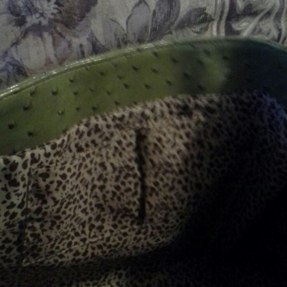 Purse - Picture 2 of 3