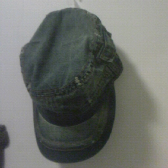 Real jean hat with mini pocket - Picture 1 of 2