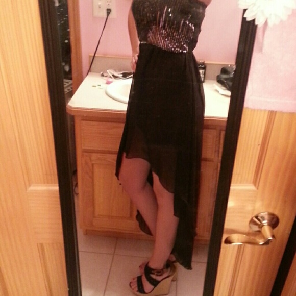 High low dress - Picture 3 of 3