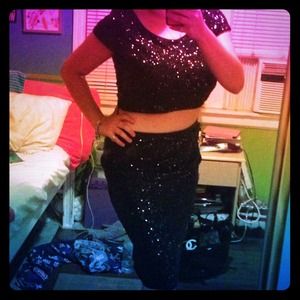 Sequin black Express skirt
