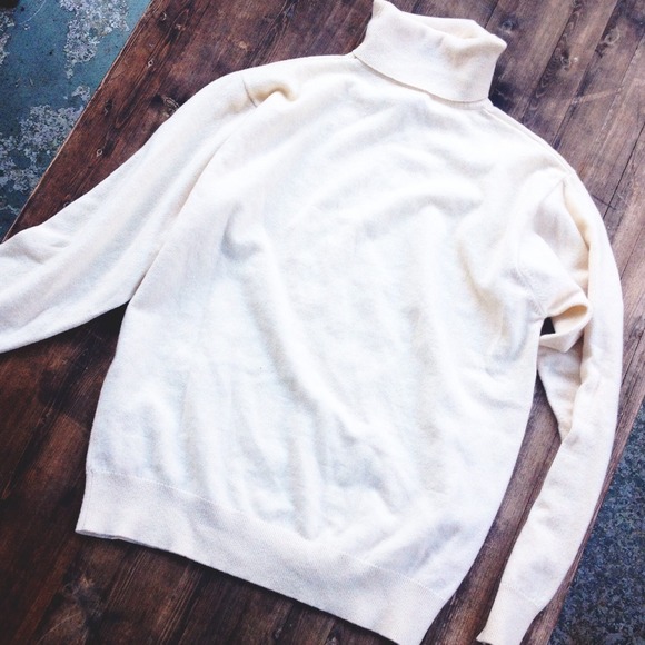 Cashmere Turtleneck - Picture 2 of 2