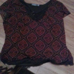 Cute red brown top