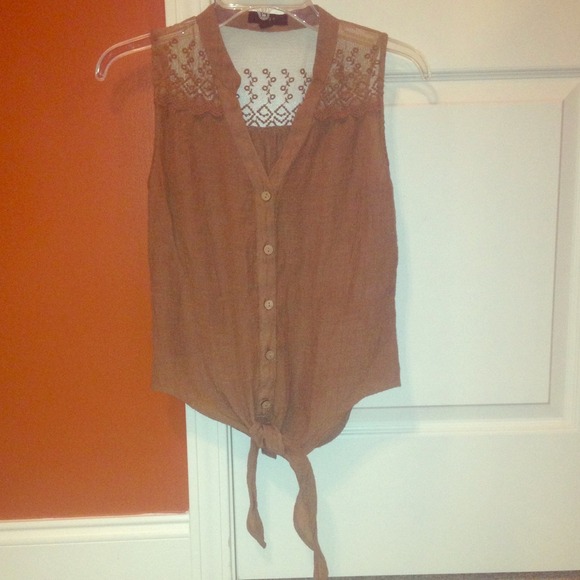 Edge tank top button down