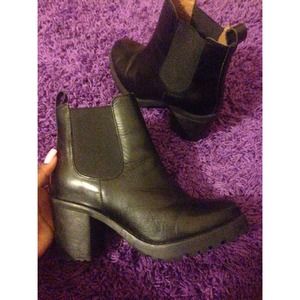 H&M black ankle boots.