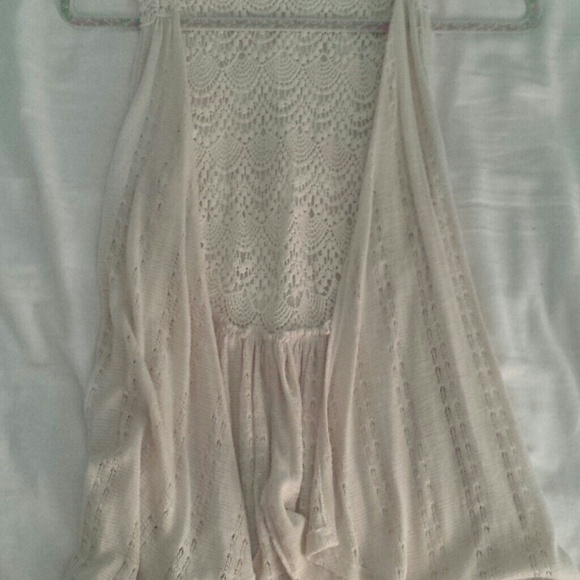 VINTAGE HIPPIE BOHO CROCHET LACE VEST