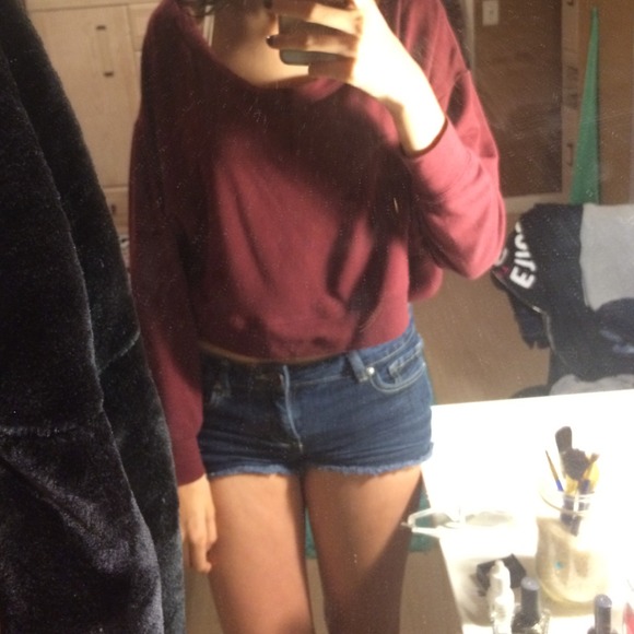 Burgundy sweater - Picture 3 of 3