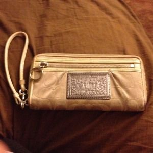 Coach wallet/wristlet