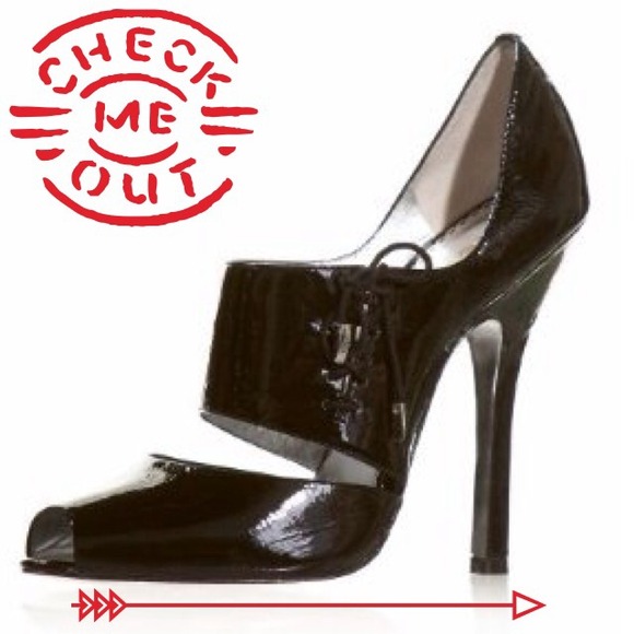 👠BEBE JAYANNA HEELS👠 ️RESERVED FOR  @EBARBA4