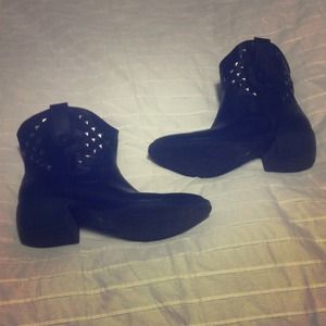 Black  cowboy boots with stud detail