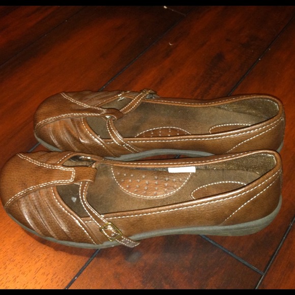 Brown baby doll shoes