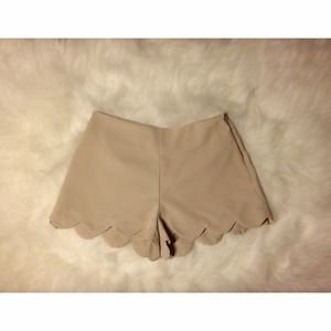 Scallop Shorts