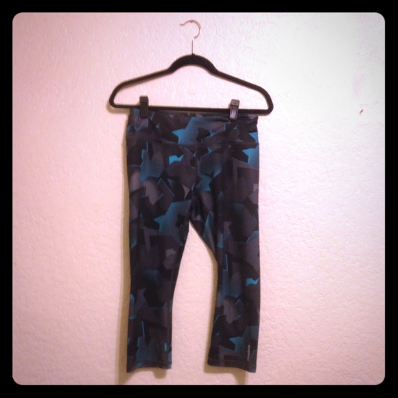 Fun Capri Reebok yoga pants