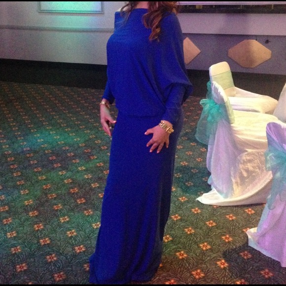 Dress - Picture 2 of 4