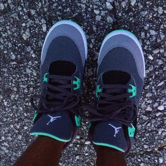 Tennis Shoes (Green Glos)