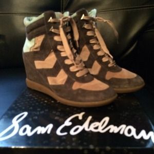 Sam Edelman Bennett Wedge Sneakers. Reduced 2 $38