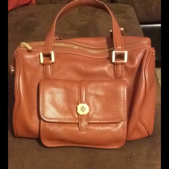*SOLD* through TRADESY. Tory Burch Clay Robinson