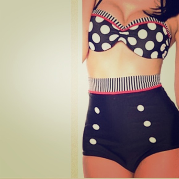 Pinup style bikini