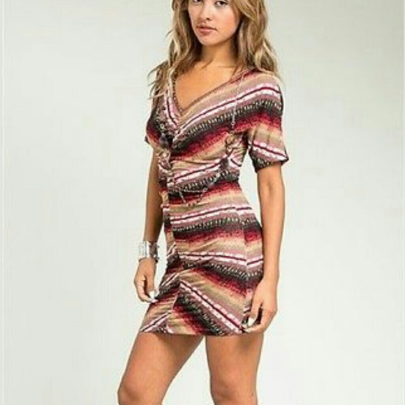ALL SIZES! Bodycon Stripe Dress with Necklace - Picture 2 of 3